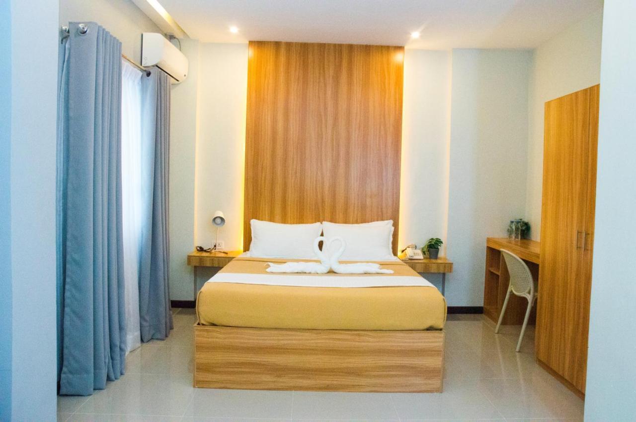 Elti Suites By Bluebookers Angeles Exterior photo